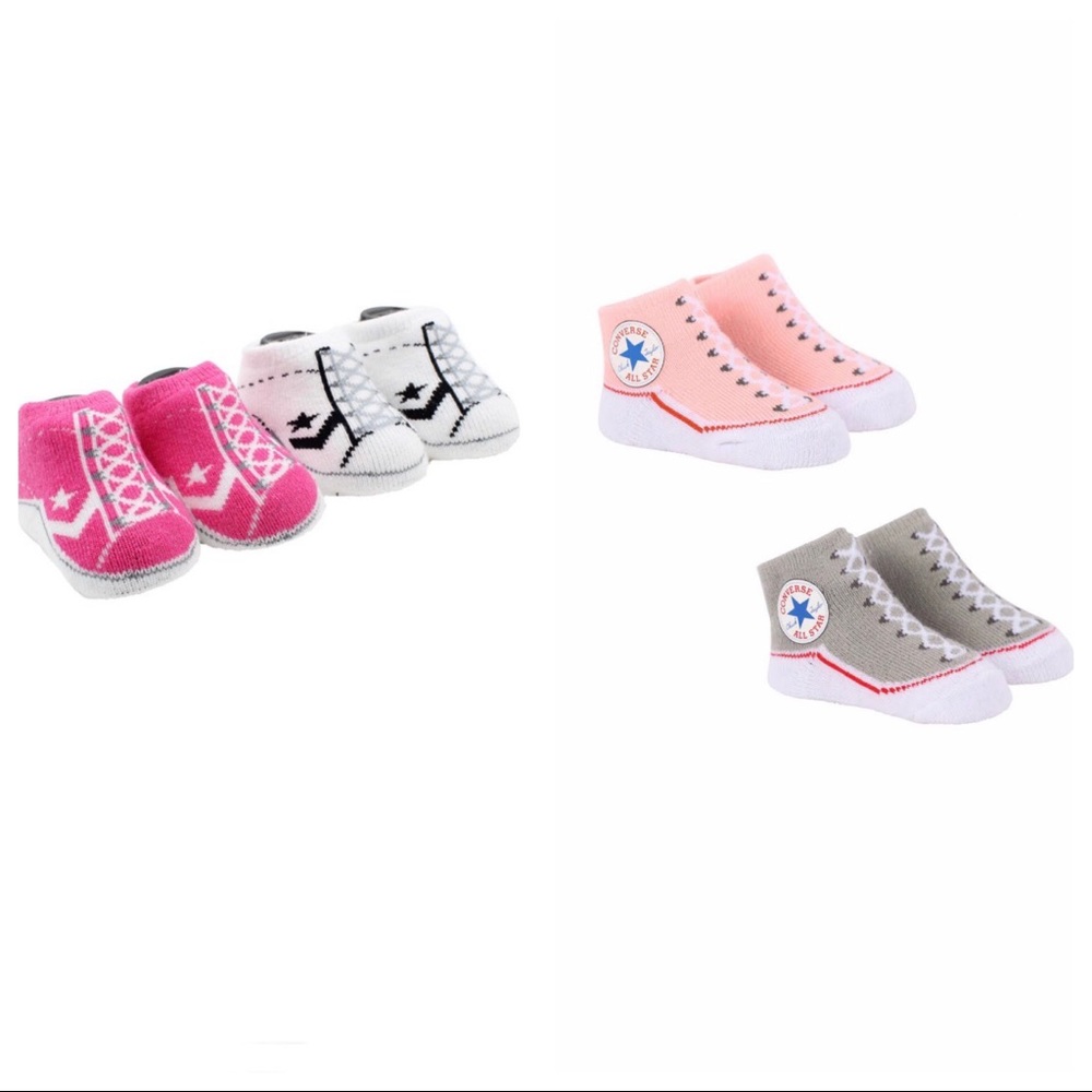 4 Pairs Of Converse One Star Infant Booties Socks